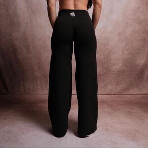 Darc Sport Black Single Wolf Wide Energy Pants
